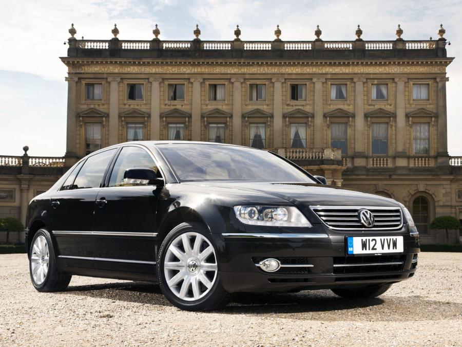 Volkswagen Phaeton W12 2007 года  (UK) (фото 4 из 16)